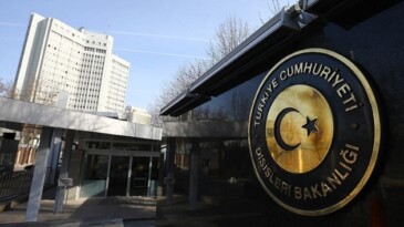 Dışişleri Bakanlığında yoğun diplomasi trafiği